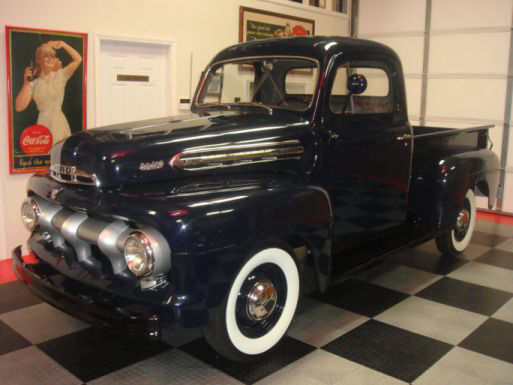 1951 Ford F1 Deluxe Edition